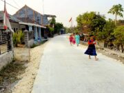 Sore Makin Ramai, Jalan Cor TMMD Bojonegoro Jadi Favorit Anak-anak Mundu IMG 20260810 WA0028