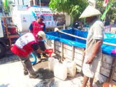 Kekeringan Makin Terasa, PMI Bojonegoro Salurkan Air Bersih IMG 20260811 WA0082
