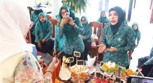 Dari Telur Gayatri Jadi Buku Resep, Inovasi PKK Purwosari Bojonegoro Curi Perhatian IMG 20260812 WA0006