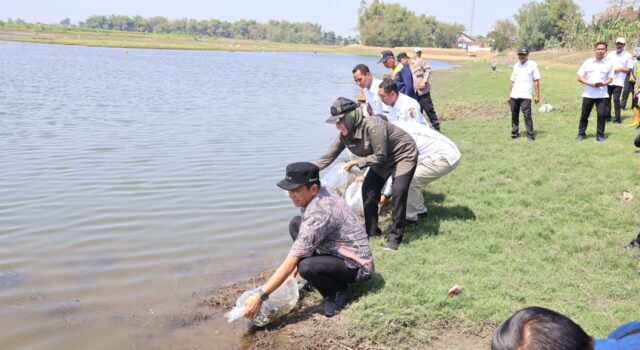 Bupati Bojonegoro Medhayoh Bawa Kabar Segar, 4 Embung Dibangun di Cengkir IMG 20260813 WA0043