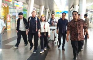 Ketua Umum PJI Tiba di Samarinda, Konsolidasi Jurnalis Kaltim Menuju Pengukuhan IMG 20260819 WA0018
