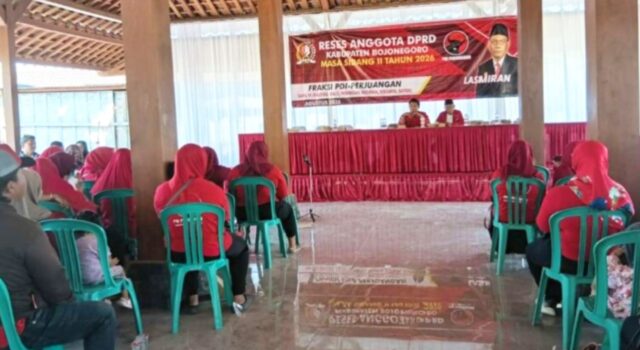 Reses Dapil VI Bojonegoro: Ketua Komisi A Lasmiran Janji Kawal Total Aspirasi Warga IMG 20260825 WA0033