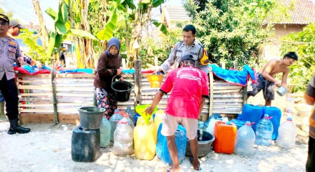 Warga Bojonegoro Mulai Kesulitan Air, 25 Ribu Liter Bantuan Datang IMG 20260904 WA0032