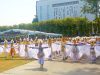 Alun-Alun Bojonegoro Dibuat Terpukau oleh 349 Penari Meliwis Putih