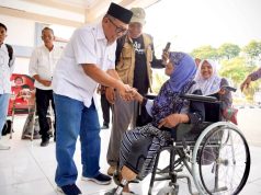 Abidin Fikri Salurkan Bantuan untuk 99 Warga Bojonegoro dan Tuban, dari Kursi Roda hingga Sembako
