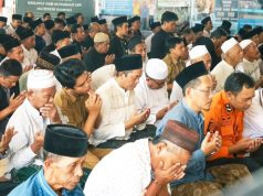 Hadapi Ancaman Kekeringan, Bupati Wahono dan Warga Bojonegoro Sholat Istisqa