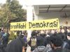 Demo Prabowo-Gibran di Yogyakarta Memanas, Sejumlah Demonstran Terluka