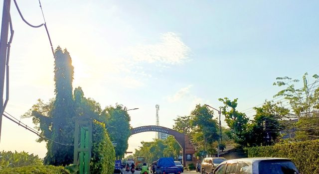 Cuaca Bojonegoro Minggu 25 Oktober 2026: Pagi Berawan, Suhu Siang Capai 33 Derajat