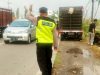Rem Diduga Bermasalah, Pickup Ringsek Usai Tabrak Truk Tangki di Lamongan